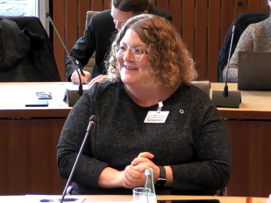 Social Media und professionelle Pflege: Unternehmen müssen ihre Verantwortung wahrnehmen