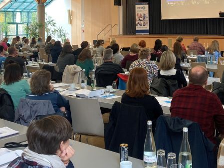 DBfK-Forum Endoskopie mit 120 Teilnehmenden 